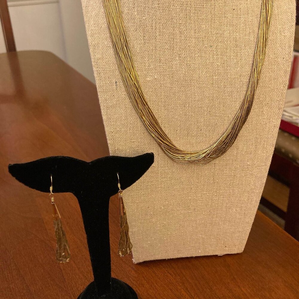 Gold Vintage Necklace & Earring Set